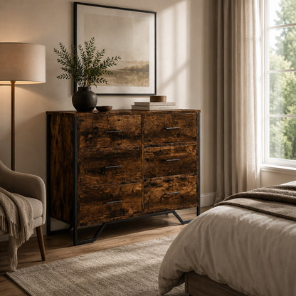 Commode en bois 6 tiroirs style industriel en finition chêne fumé dans une chambre élégante.
