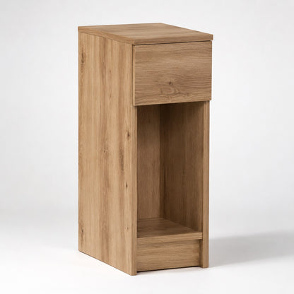 Table de chevet en bois haute avec tiroir et niche ouverte, finition chêne artisanal au design moderne.