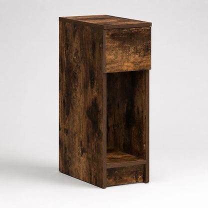 Table de chevet en bois haute finition chêne fumé avec tiroir et niche ouverte au style industriel chaleureux.