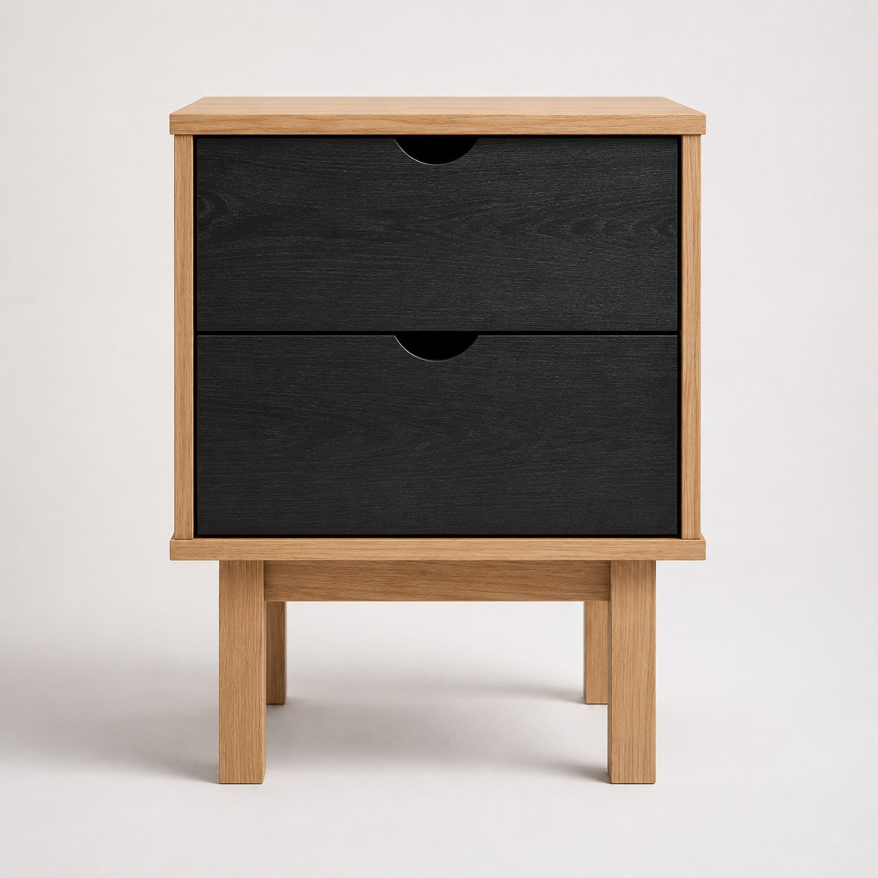Table de chevet en bois avec tiroir noir, design moderne et rangement pratique pour chambre.