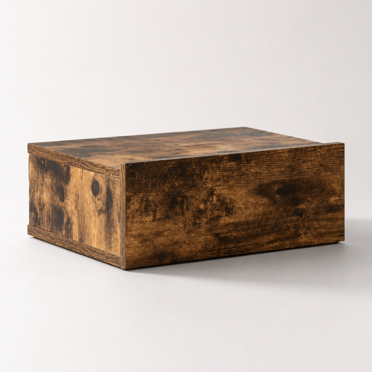 Table de chevet suspendue en bois finition chêne fumé au design moderne et aux lignes épurées.