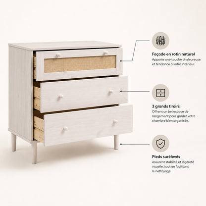 Commode 3 tiroirs en rotin avec grands rangements, façade cannée naturelle et pieds surélevés.