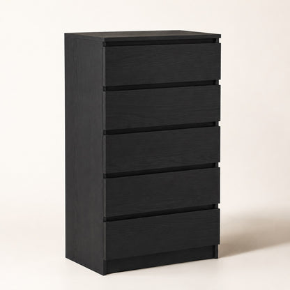 Commode 5 tiroirs noire au design minimaliste, alternative moderne à la commode blanche pour la chambre.