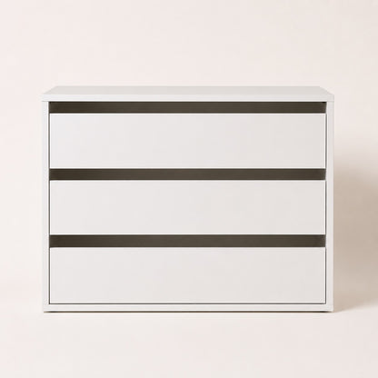 Commode blanche 3 tiroirs au design minimaliste pour une chambre moderne et fonctionnelle.